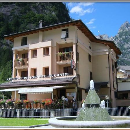 Hotel Ristorante Bucaneve Сан-Мартино Экстерьер фото